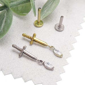 Perforación de daga, con rosca interna, de titanio, con parte posterior plana, para hélice, cartílago, plana, con pasador, para perforación corporal, 18 g/16 g/14 g, rosca de 0,9 mm