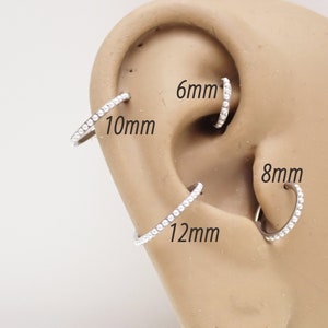 Pearl Titanium Clicker Hoop: 16g Septum/Daith/Tragus/Helix