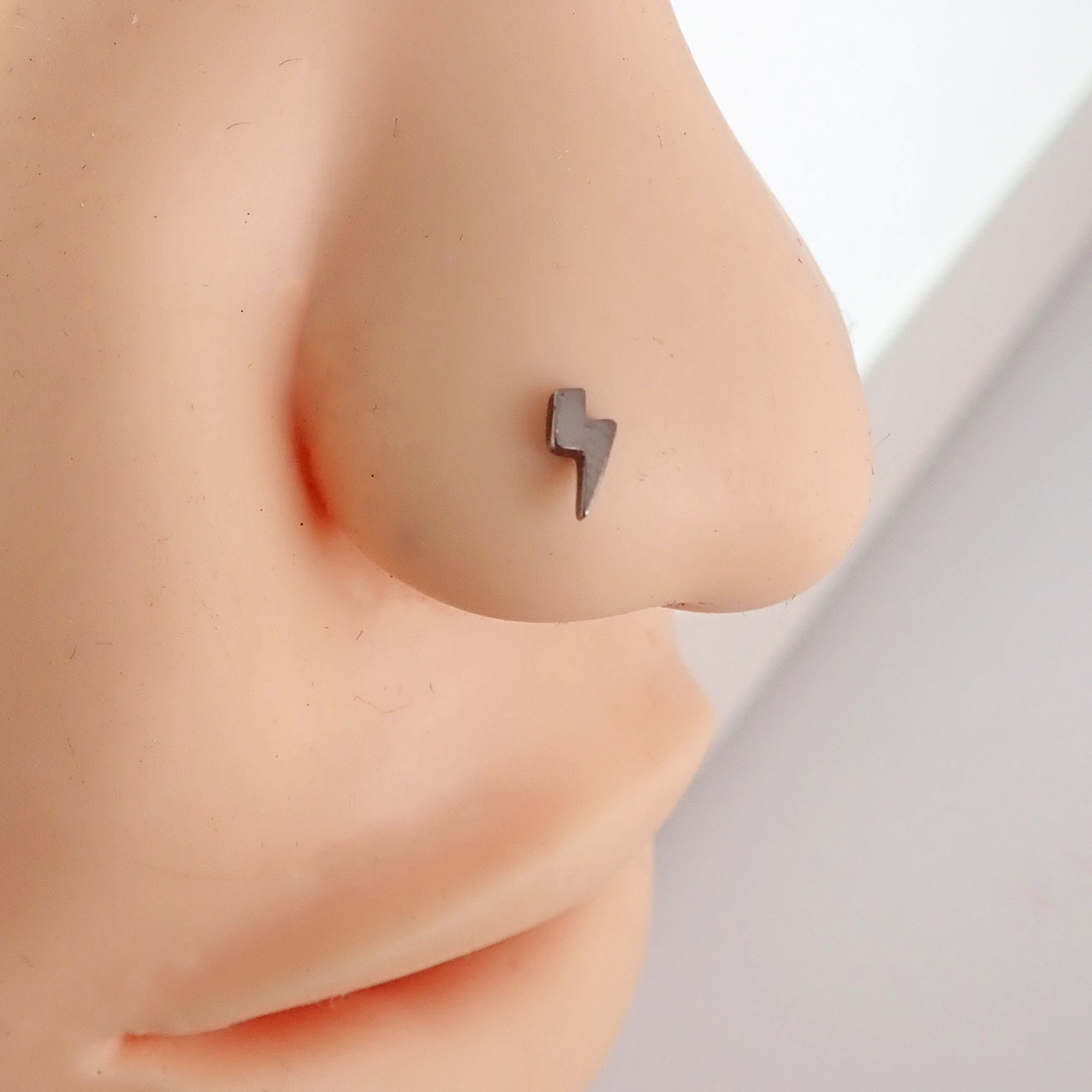 Nose Studs Straight Pin Titanium Nose Piercing Heart Star Bolt