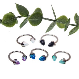 Anel de ferradura cônico de titânio 18g ou 16g 4 mm com ponta de opala (Daith, lábio, cartilagem, septo, orelhas)
