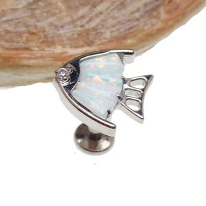 Opal fish, wewnętrznie gwintowany implant tytanowy płaski piercing 18g, 16g, 14g, pojedynczy piercing, laboratoryjny opal ognisty