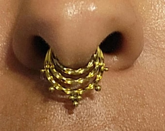 Implant en titane à 3 niveaux, effet martelé, empilé, articulé en titane à cliquet · Septum/Daith/Helix · Cerceau de 16 g 8 mm 10 mm