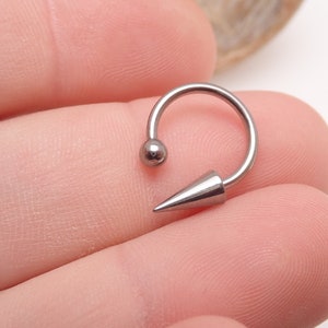 Large spike circular horseshoe internally threaded implant titanium piercing, lip, labret, lower lip cartilage 18g, 16g or 14g