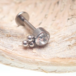 Clear CZ Beaded Implant Titanium Flatback Piercing 18g, 16g, 14g (Lip, Tragus, Cartilage, Medusa, Helix)