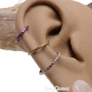 Kris-Kros gravado 8 mm, 10 mm, 12 mm Titanium Clicker · Conch/Septum/Helix/Rook/Lip/Tragus · 16g