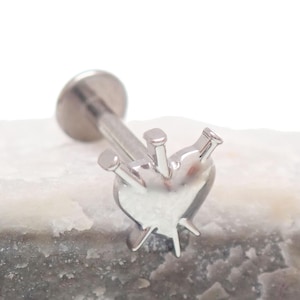 Implant titanium Nailed Heart , internally threaded Flatback Piercing 18g, 16g, 14g, pinner, helix, lobe, labret stud Sold in singles