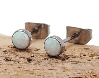 Orecchini In Titanio G23 Con Opale Blu – Ipoallergenici Con Chiusura A Vite (3/4/5 Mm) - 2