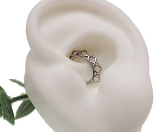 Piercing con clicker Lotus Oval de acero quirúrgico, calibre 16g, para daith, septum y honged.