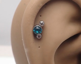 Teal CZ Cluster Titanium Flatback Piercing: Internally Threaded, 14g/16g/18g