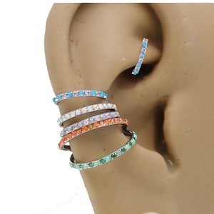 Titanium klikker implantaat Fire Opal CZ ingelegd 8 mm, 10 mm 12 mm, piercing, conch, helix, kraakbeen, oorbel, tragus, torenpiercing 16g/18g