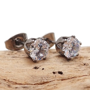 Pair of Clear CZ Crown Prong 5mm Hypoallergenic Implant Titanium Earrings - For Sensitive Ears