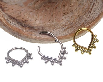 Implante de titanio con forma de corazón y cuentas Clicker de 16 g, ideal para perforaciones en el tabique nasal y el cuerpo Daith de 8 mm y 10 mm.