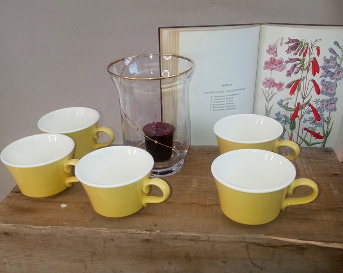 Mid Century Vintage Dandelion Yellow Lipton Tea Cups Made in USA