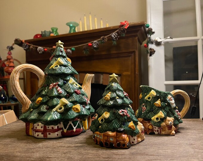 Majolica Style Christmas 3 Piece Tea Set, Tea Pot, Sugar dish, Creamer, Christmas Tree