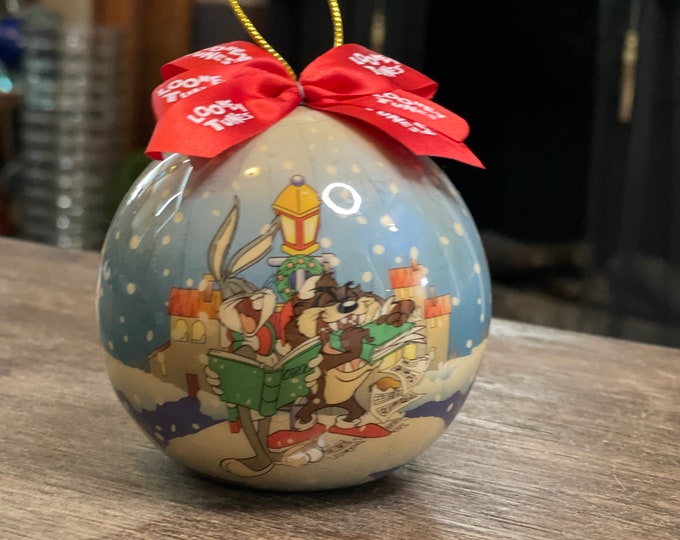 Looney Toons Matrix Ornament Tasmanian Devil and Bugs Bunny 1995