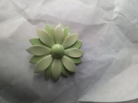 Vintage Mod 1960’s Enamel Flower Power Brooches P… - image 1