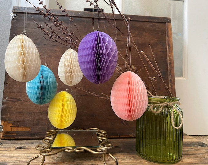 Vintage Easter Decoration, Honeycomb Egg, Hallmark Easter Decorations with or without Gold Embellishments, Party Decorations, Wedding Decor