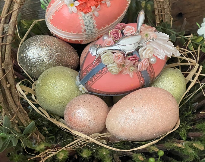 1950s Authentic Easter Eggs Handmade Colorful Easter Decor Vintage Duck, Kitten, Road Runner, Puppy, Inch Worm