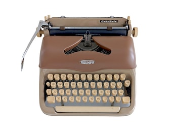 SALE!* Beautiful vintage Triumph Gabriele typewriter, beige and brown typewriter, qwertz keyboard, a desk typewriter from 1960s