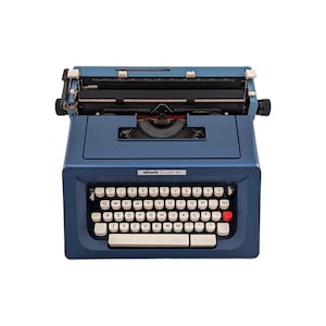 Sale!* Olivetti Studio 46 typewriter, dark blue typewriter, Olivetti typewriter, working, vintage manual desk typewriter, qwerty