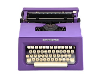 SALE!* Olivetti Lettera 25 typewriter, 1970s vintage typewriter, portable and manual typewriter, purple typewriter, qwerty