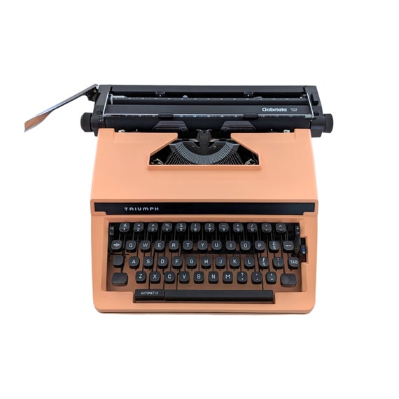 コレクション Typewriter Triumph Gabriele 12 1984 Triumph Gabriele 12 on the Typewriter Database