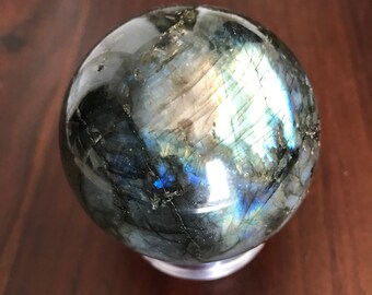 Labradorite Crystal Sphere, Metaphysical Crystal, Healing Crystal, Altar Tools, Crystal Ball, Blue and Green Crystal, Labradorite Stone