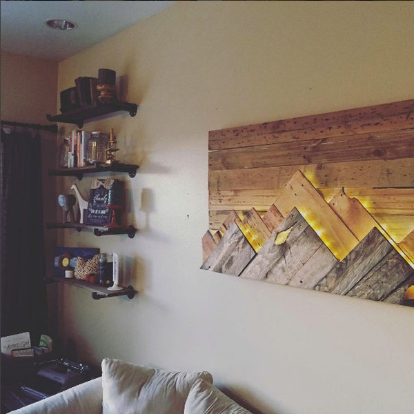 Arte della parete in legno catena montuosa