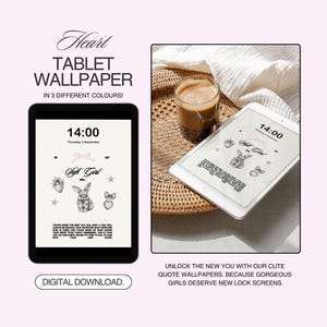 Può includere: Lo schermo di un tablet digitale mostra una bella carta da parati con un coniglio, fragole e il testo "Soft Girl" in rosa. L'ora è 14:00 e la data è giovedì 4 settembre. Il testo "Download digitale" è nella parte inferiore dello schermo.