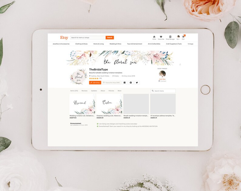 Pode incluir: P&aacute;gina da loja Etsy para TheBridalType, com designs florais em aquarela. A loja oferece modelos de convite de casamento imprim&iacute;veis, cart&otilde;es RSVP e modelos de endere&ccedil;o de envelope. O nome da loja &eacute; "The Floral Sea" e a propriet&aacute;ria da loja &eacute; "Shop Owner".