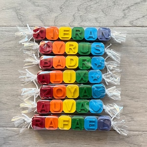 Back to School Preschool Gift for PreK Students from Teacher, Kinder or 1st Grade Gift, Welcome Gift, Mini Rainbow Crayons Party Favor