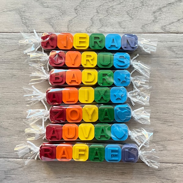 End of Year Kindergarten Gift to Students from Teacher, Mini Rainbow Crayons Party Favor, Kinder Promotion Gift