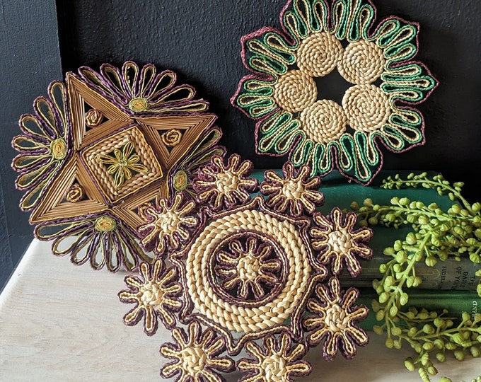 Vintage Colorful Raffia Straw Trivets Set, Vintage Wicker Trivets