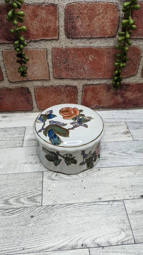 Vintage Ceramic Trinket Box, Vintage Rose Jewelry Box… Gem