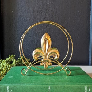 Vintage Fleur De Los Servilletero, Vintage Fleur De Lis Carta Titular, Servilletero de color dorado