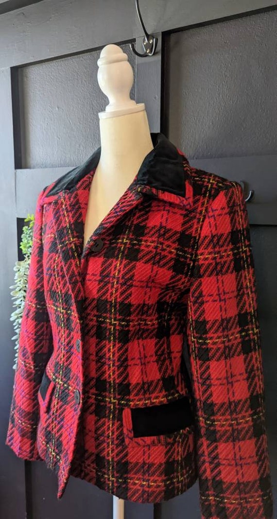 Vintage 1980s Woman's Red and Black Plaid Blazer,… - image 3