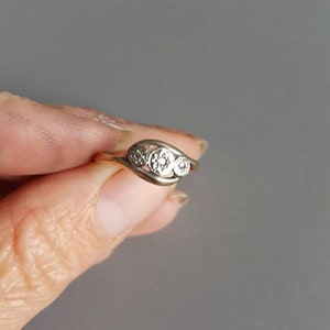 37Q art deco 9ct gold platinum rose cut diamond  ring size L