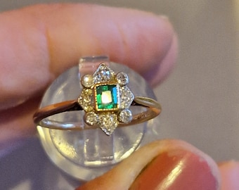 Victorian Emerald Diamond Ring: 18ct Gold, Old Mine Cut