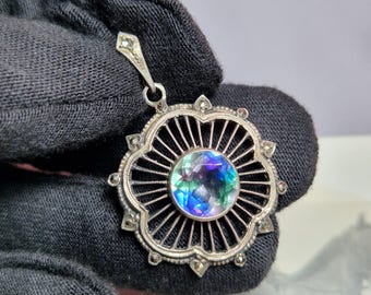 177F Edwardian 835 silver iris glass pendant