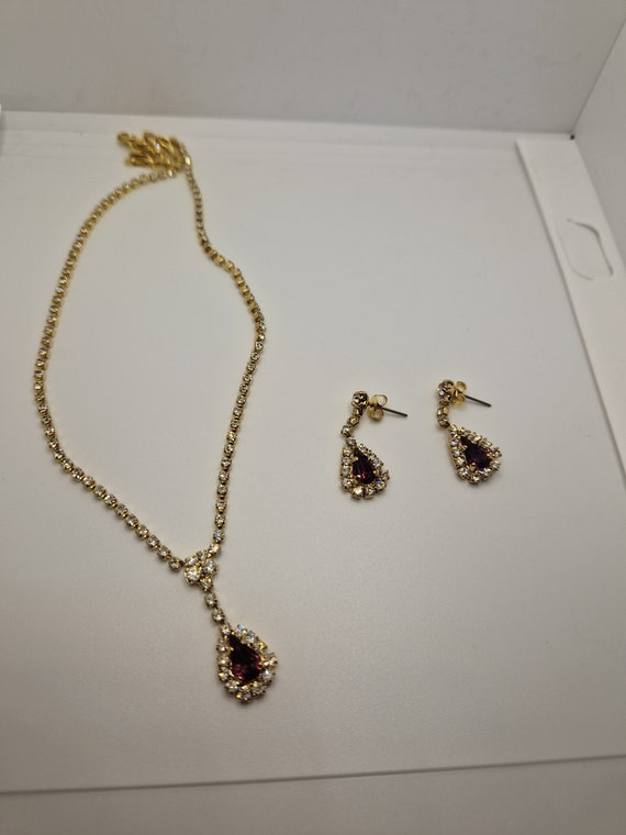 Vintage 1950s gold tone faux amethyst necklace ea… - image 1