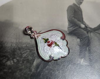 157F 1900年代のアールヌーボー様式、エドワード朝様式のエナメル