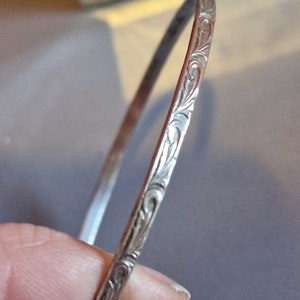 Art Deco Sterling Silber geätzter Armreif - Europäischer Stil der 1920er Jahre