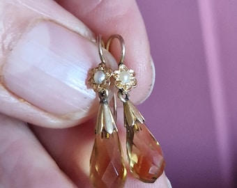 160C Edwardian 9ct yellow gold citrine and seed pearl drop earrings