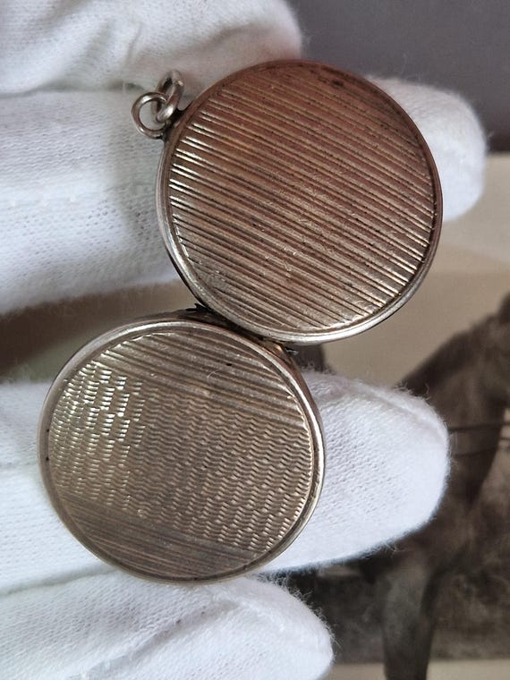 83F sterling silver engine turned double sided lo… - image 8