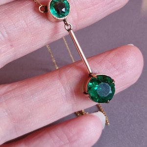 6EE Edwardian 9ct gold emerald green paste/ glass pendant necklace super rare