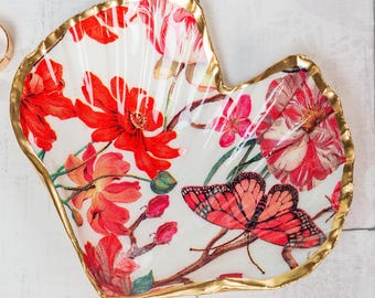Seashell Trinket Dish: Floral Heart Shaped Ring Holder
