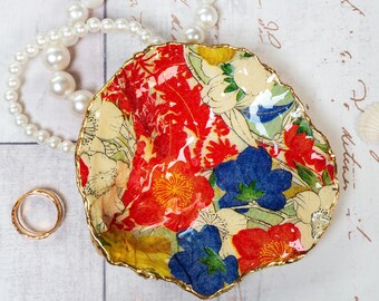 Dorset Oyster Shell Trinket Dish in a Japanese Floral Pattern