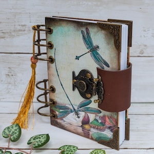 Journal rechargeable de style vintage A6 libellule et nénuphar | Reliure à anneaux de 100 pages | Carnet de notes bohème | Cadeau d'anniversaire pour la fête des mères