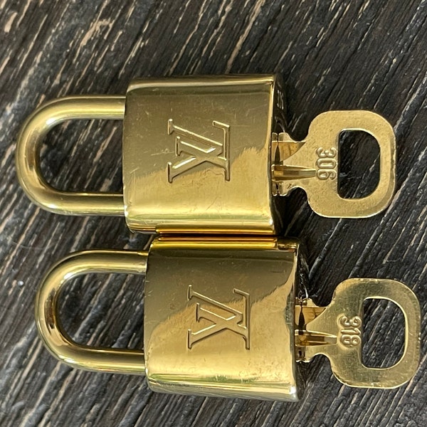 SL-184 Louis Vuitton padlock locks and keys #306 & 318 LV purse charm not polished