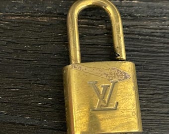 ピンカリースペシャル ルイヴィトン 南京錠とキー1個 #326 ロック 真鍮